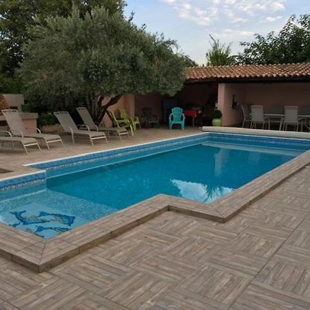 Appartement Rez de chaussé Bollène Exterior foto